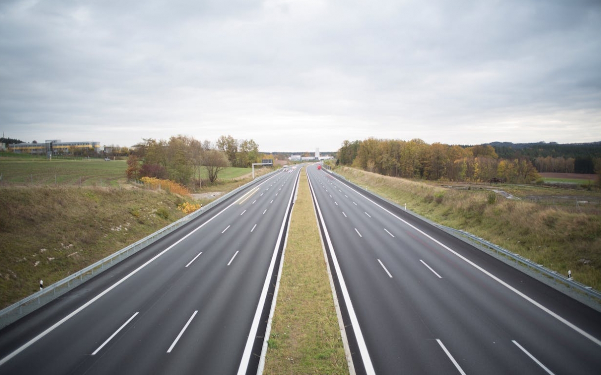 Postęp w realizacji inwestycji drogowej – budowa brakującego odcinka obwodnicy w Dąbrowie Górniczej