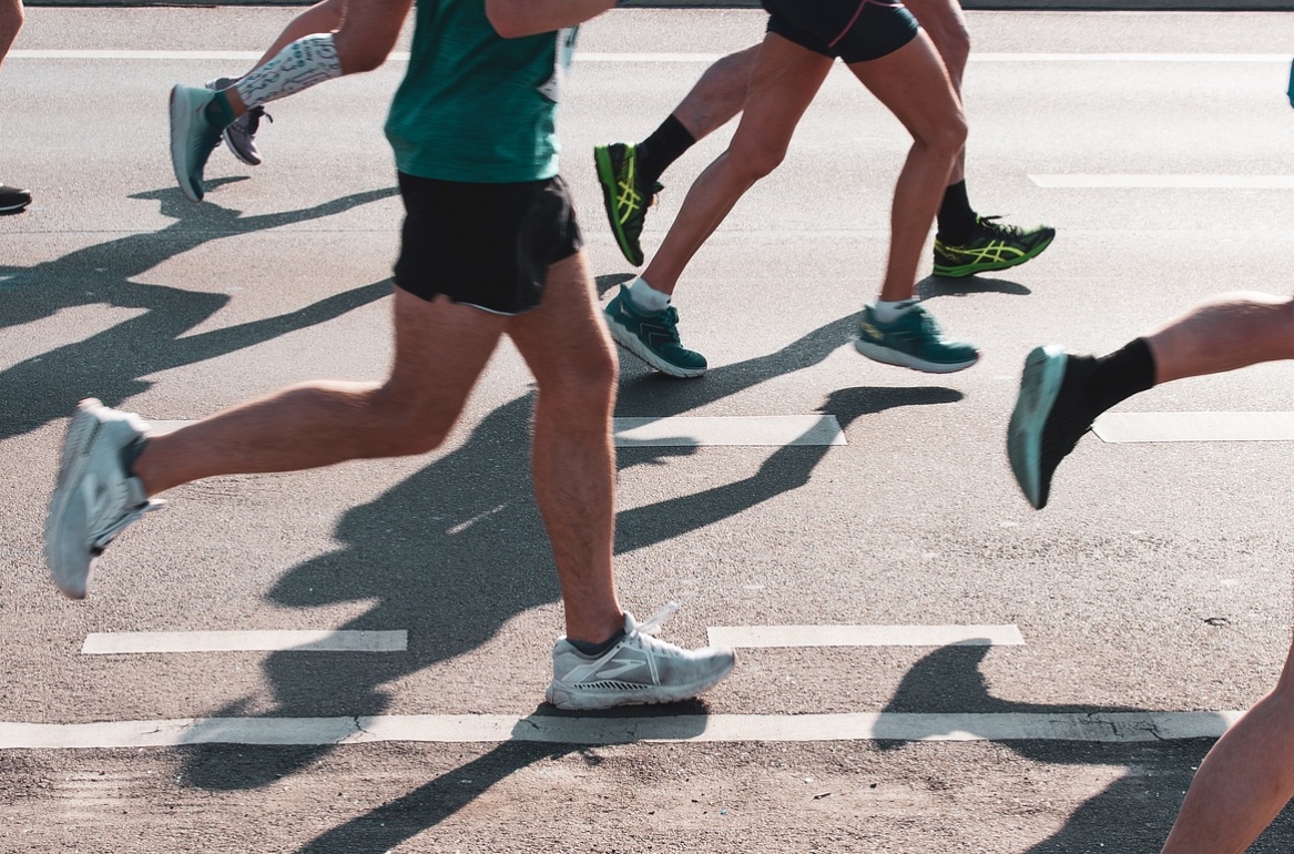 Wybitna wytrwałość i determinacja sportowców podczas Ultramaratonu DG24h w Dąbrowie Górniczej